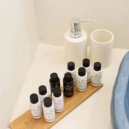 Helen Front Luxury Kastrákion