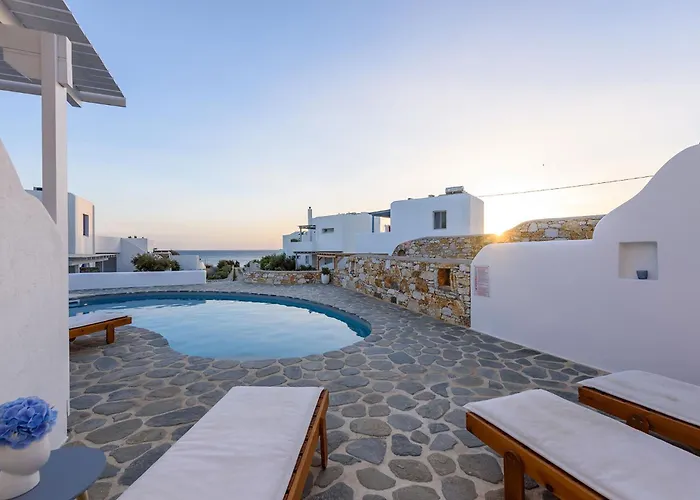 Villa Helen Front Luxury *